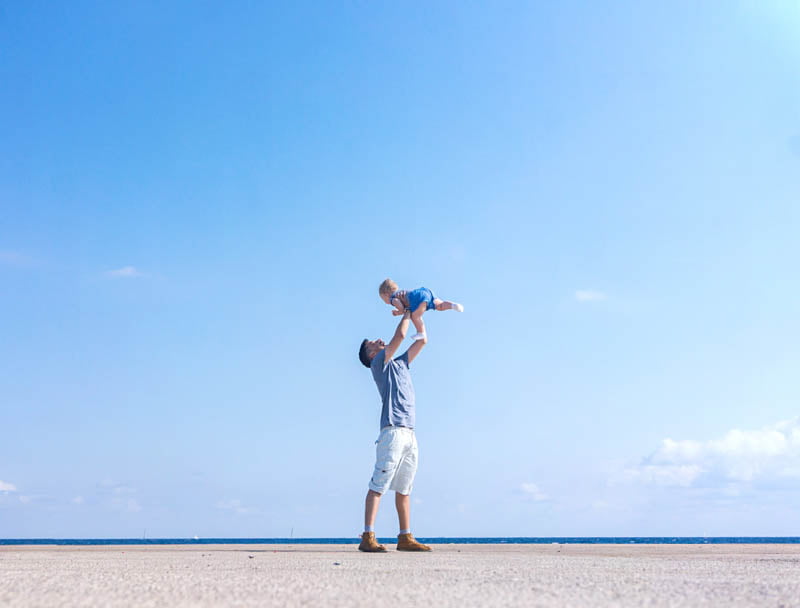 Fotografia de Viagem Casal Charles Torres pai e filho criança