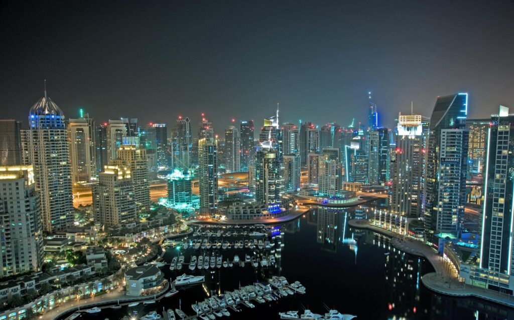 Tirar Fotos em Dubai Pode Levar à Prisão: O Que Fotógrafos Precisam Saber
